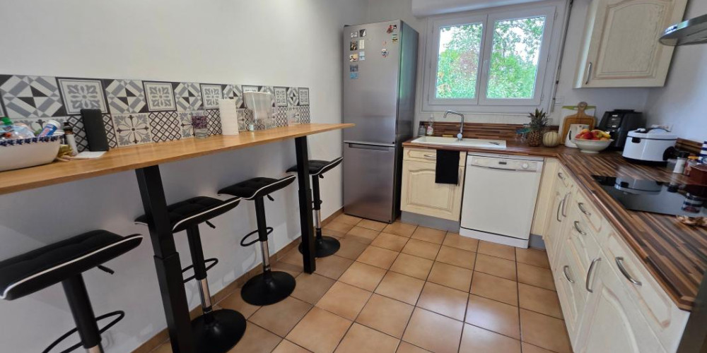 maison à ST PIERRE DU MONT (40280)